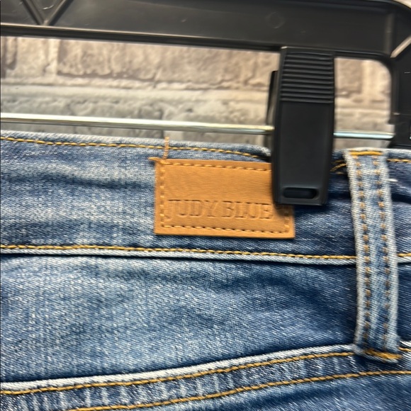 Judy Blue Skinny Jeans Distressed Denim - Picture 7 of 12